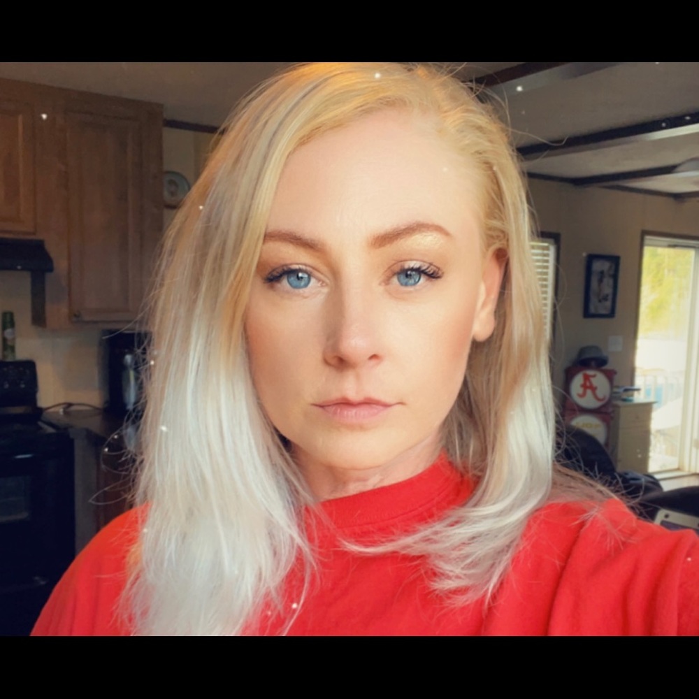 🧟‍♀️About Me 🧟‍♀️